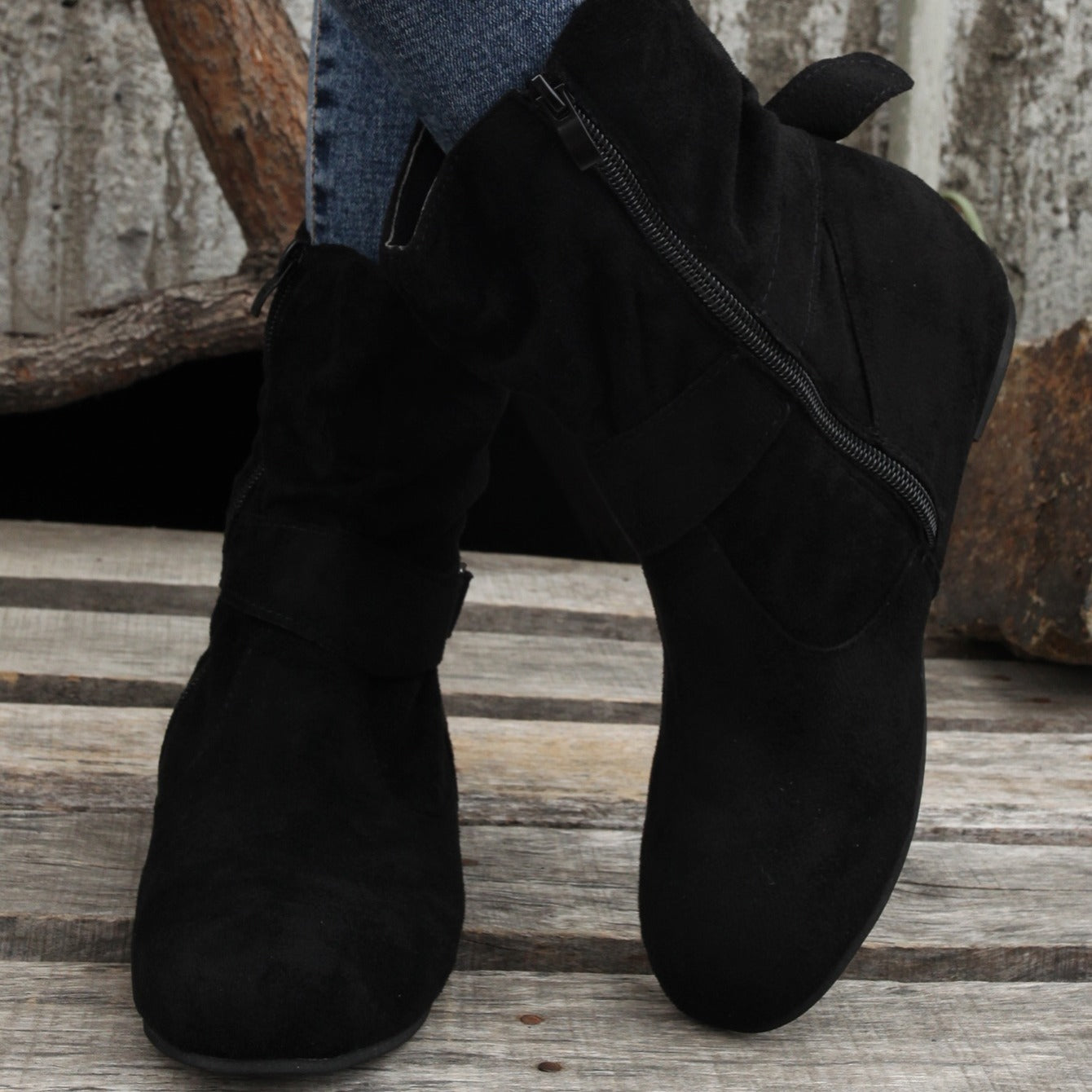 Womens Classic Solid Color Ankle Boots with Round-Toe Design - Fashion Buckle Belt & Side Zipper Closure - Ultra-Comfortable Outdoor Shoes for Stylish Adventures