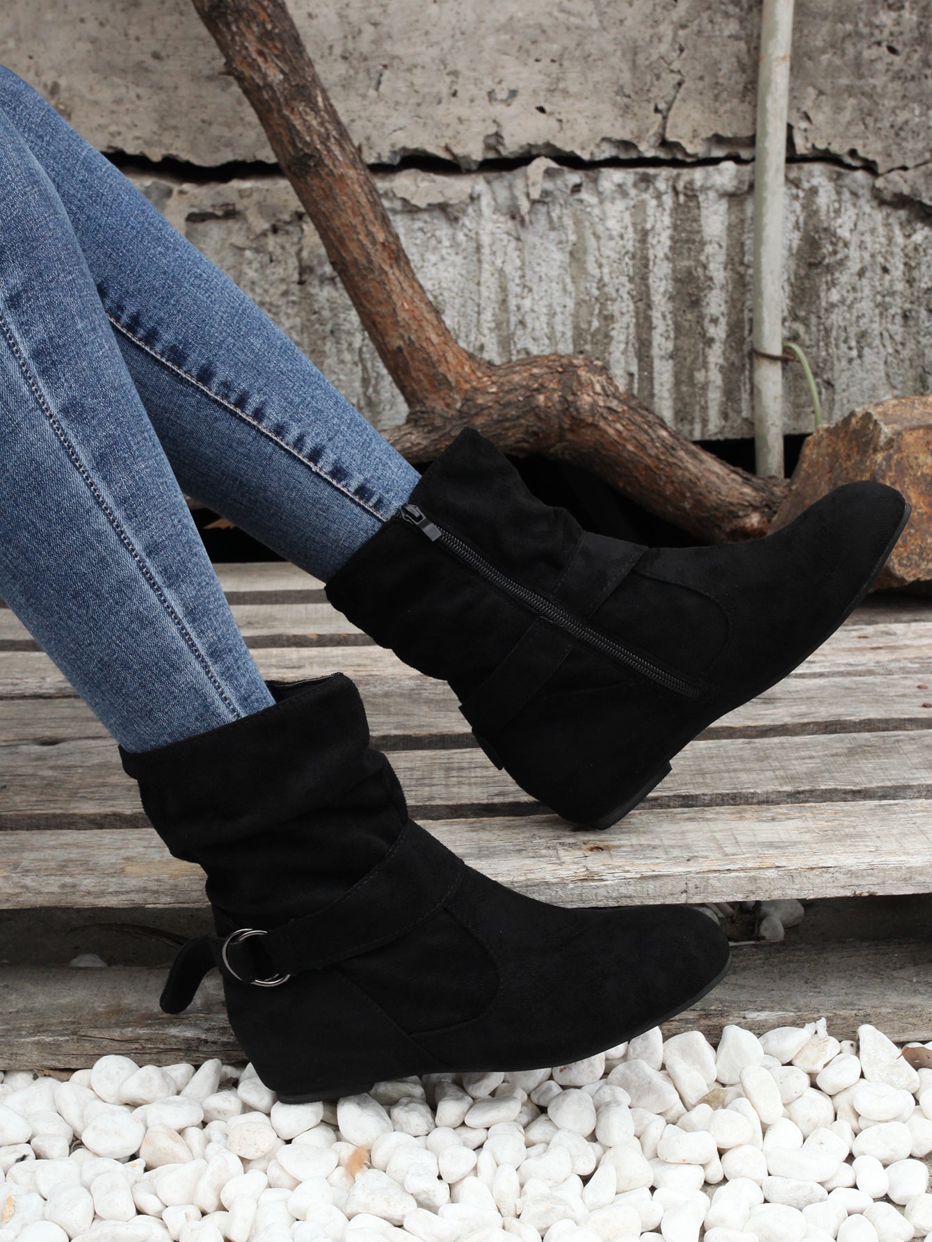 Womens Classic Solid Color Ankle Boots with Round-Toe Design - Fashion Buckle Belt & Side Zipper Closure - Ultra-Comfortable Outdoor Shoes for Stylish Adventures