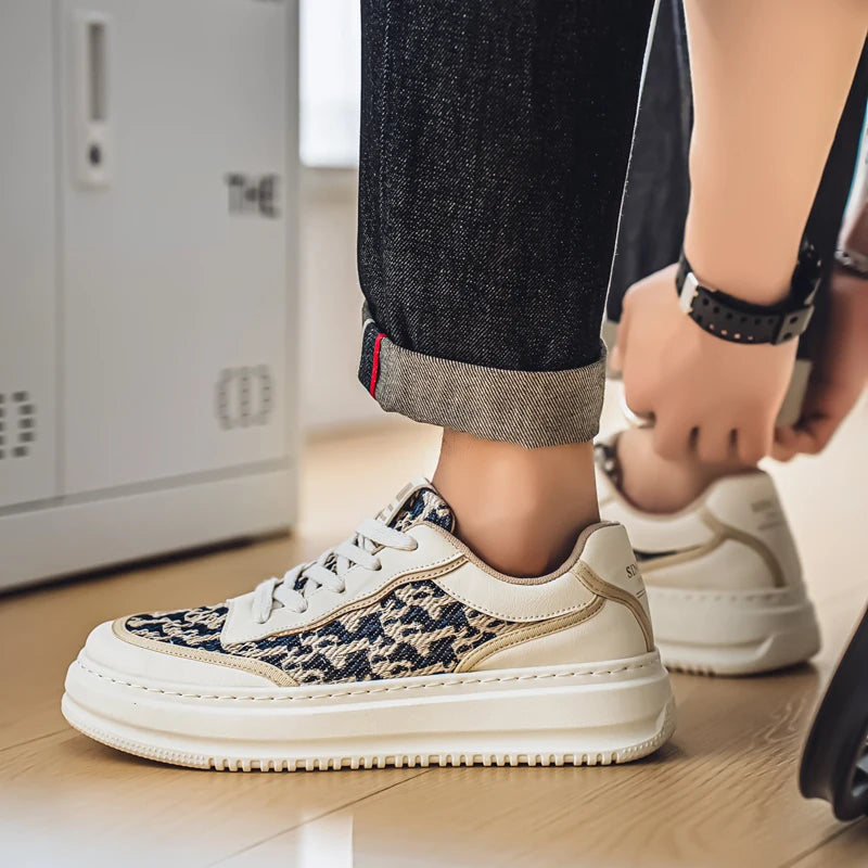 2025 New Niche Comfortable Board Shoes Trend Fashion Casual Sports Breathable Thick Sole Low Top Men's Shoes men shoes sneakers*