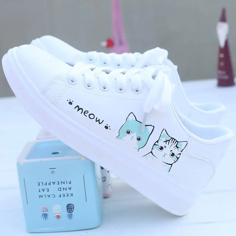 Cute Cat Cartoon Women's Breathable Lace-Up Sneakers
