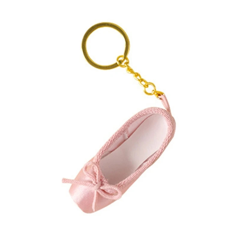31BB Delicate Satin Pointe Shoes Keyring Mini Ballet Accessories Cute Keychain Charm Chain Bag Pendant for Dance Enthusiasts