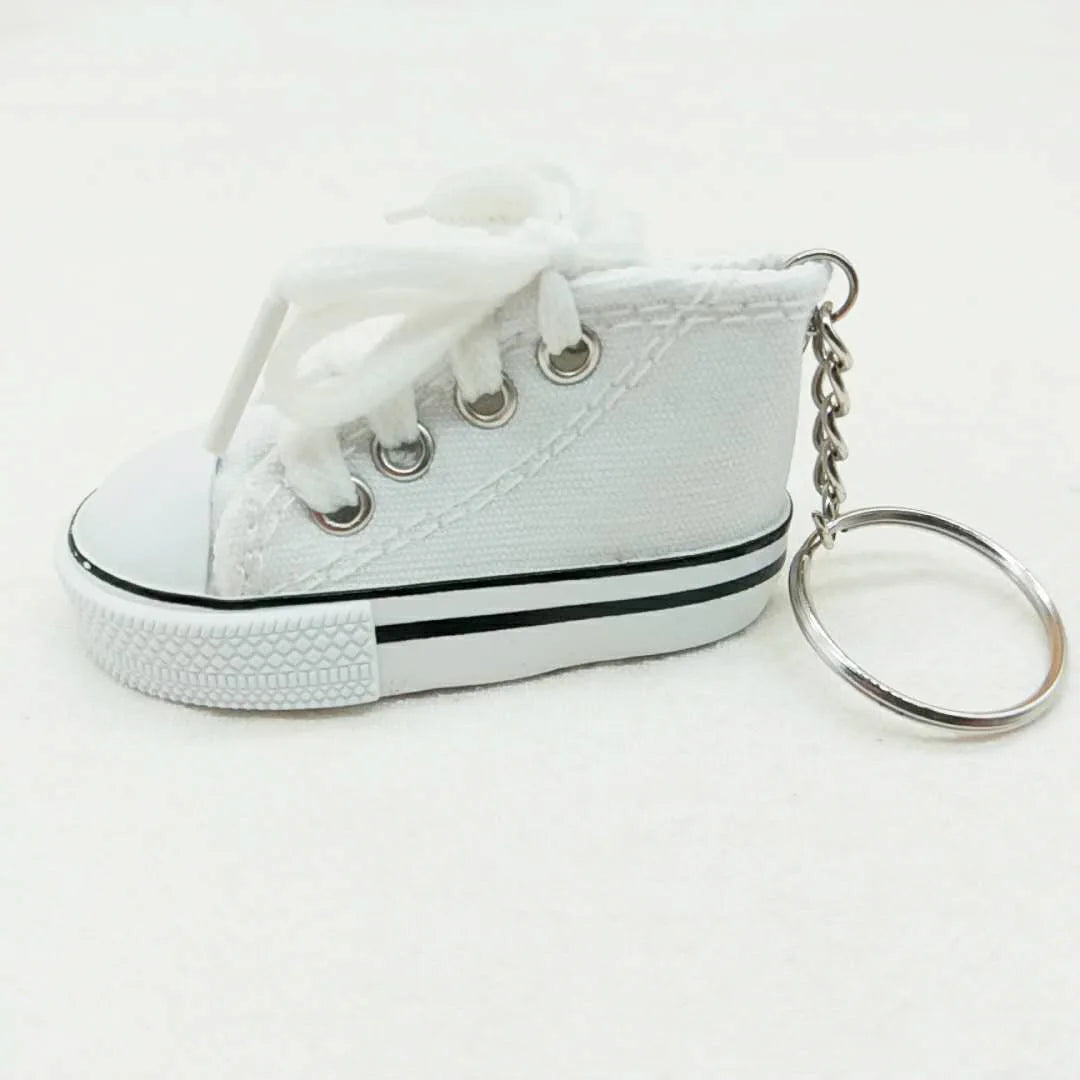 New Creative 3D Canvas Sneaker Tennis Shoe Keychain Cute Mini Sport Shoes Pendant Keyrings Car Simulation Trinket Bag Key Holder