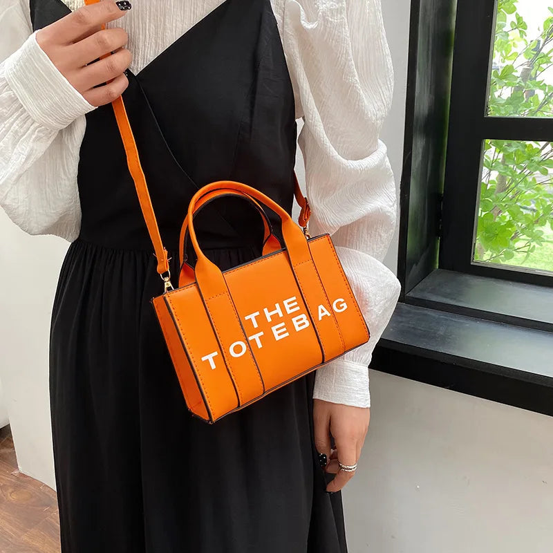 Women's Casual Fashion Leather Crossbody Handbag with Zipper Closure New Square Shoulder Bag