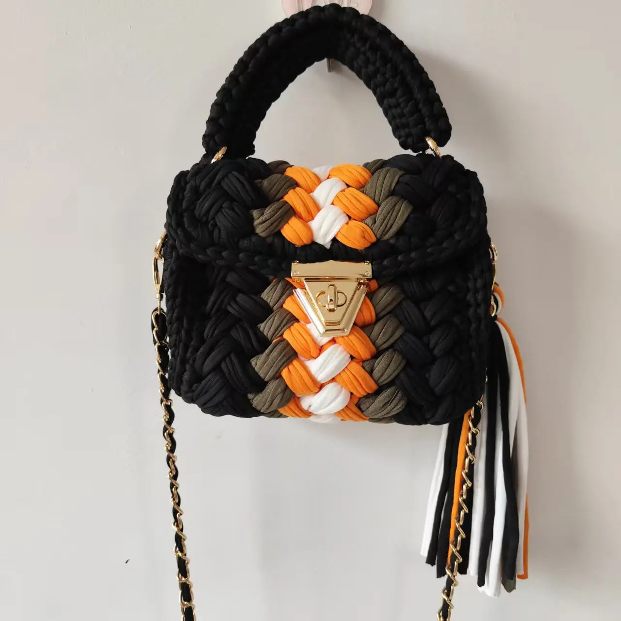 2025 Autumn New Handmade Crochet Color-blocked Strap Chain Handbag