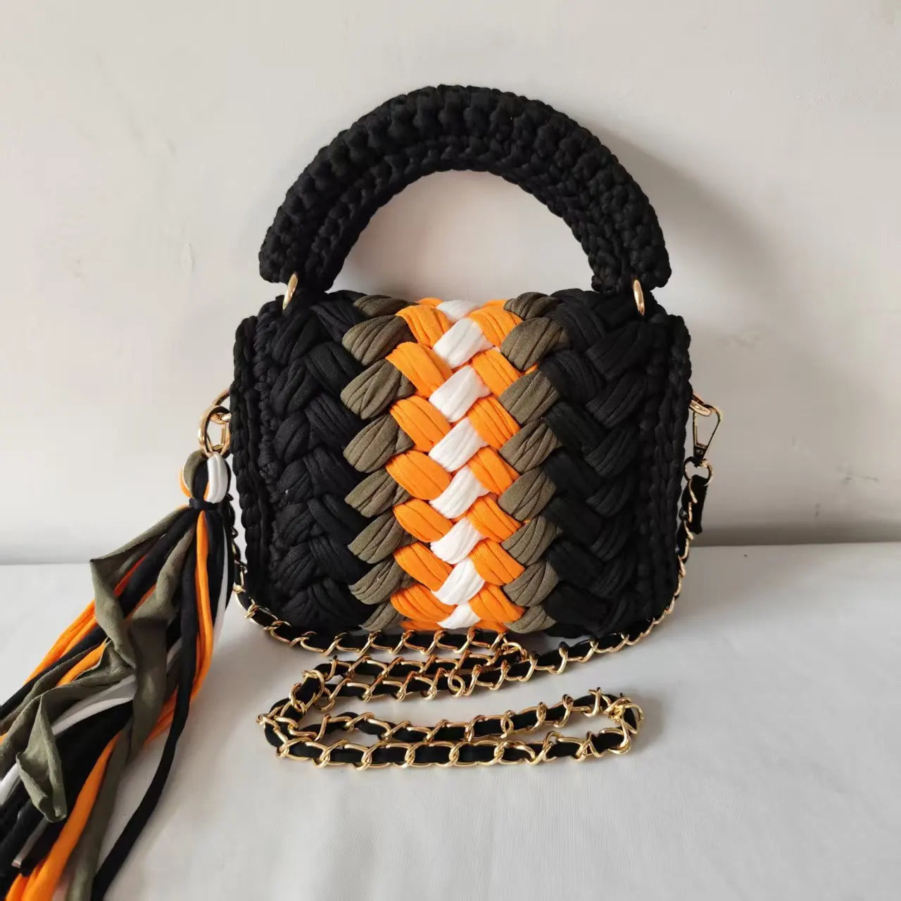 2025 Autumn New Handmade Crochet Color-blocked Strap Chain Handbag