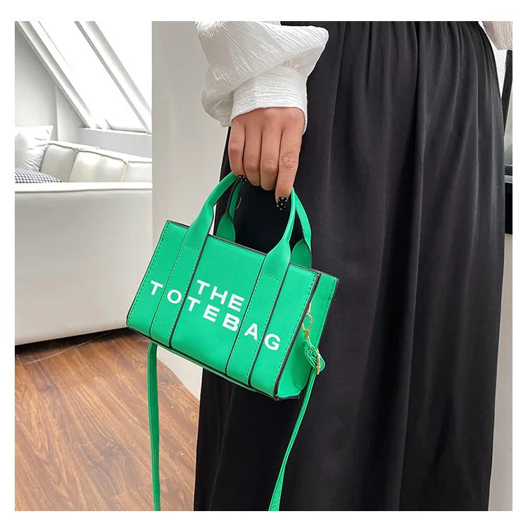 Women's Casual Fashion Leather Crossbody Handbag with Zipper Closure New Square Shoulder Bag