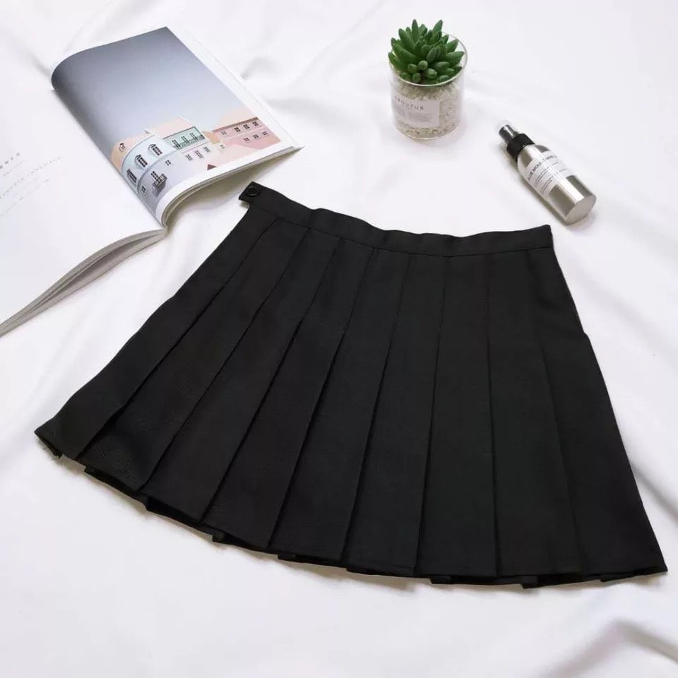 2019 - CLOSEOUT Women's Pleated Mini Skirt