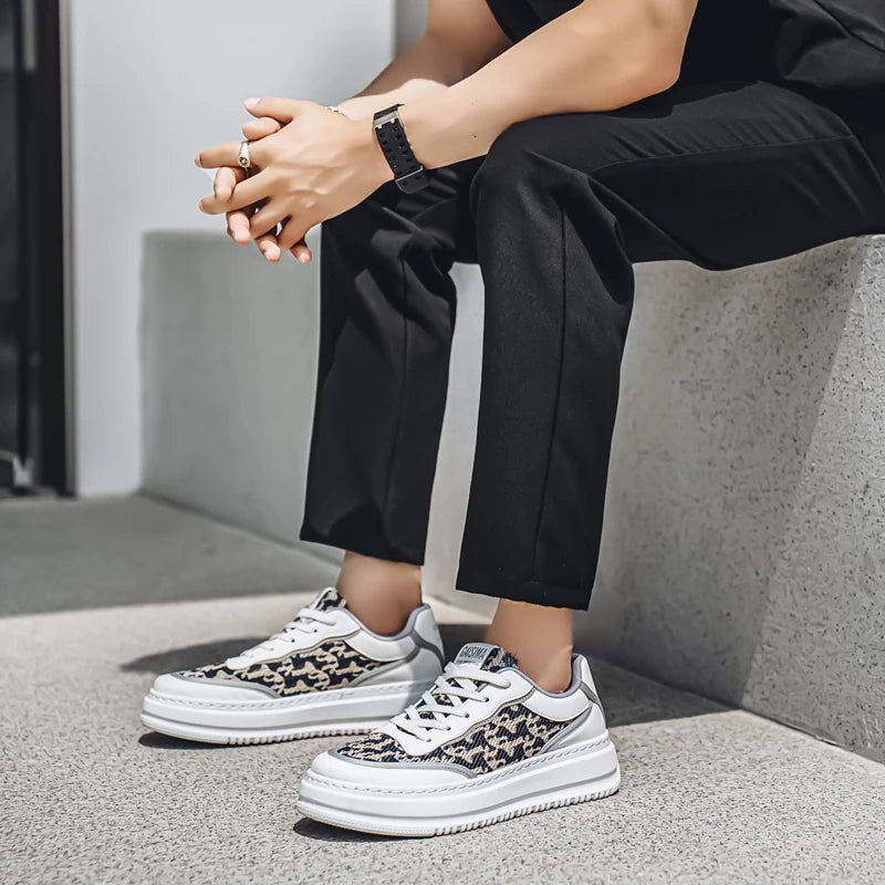 2025 New Niche Comfortable Board Shoes Trend Fashion Casual Sports Breathable Thick Sole Low Top Men's Shoes men shoes sneakers*