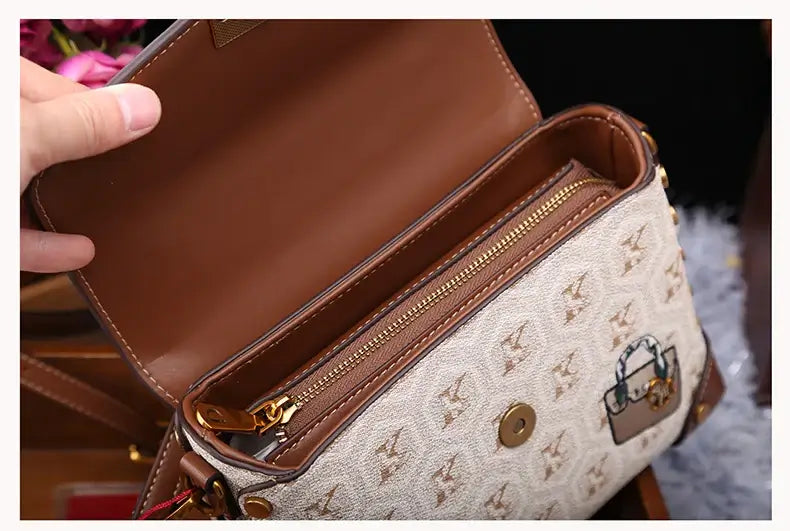 Designer handbag retro small square bag women's 2025 new autumn and winter high-end printed shoulder crossbody bag
