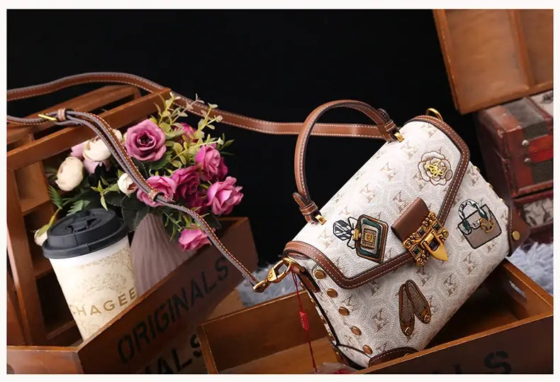 Designer handbag retro small square bag women's 2025 new autumn and winter high-end printed shoulder crossbody bag