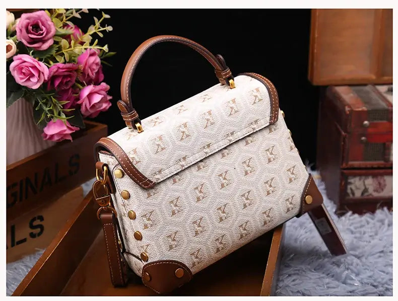 Designer handbag retro small square bag women's 2025 new autumn and winter high-end printed shoulder crossbody bag