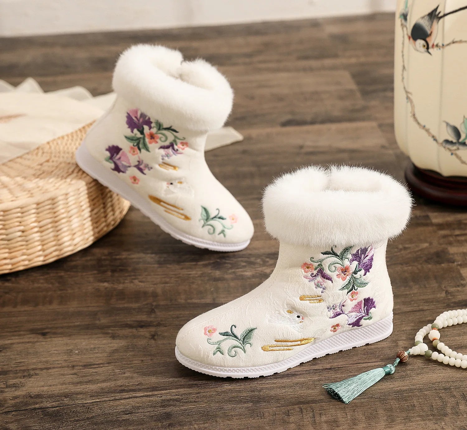 Fashion Winter Boots Women's Shoes Ethnic Style Embroidered Short Boots Women Warm Snow Shoes Female Antiquity Dance Flat Boot