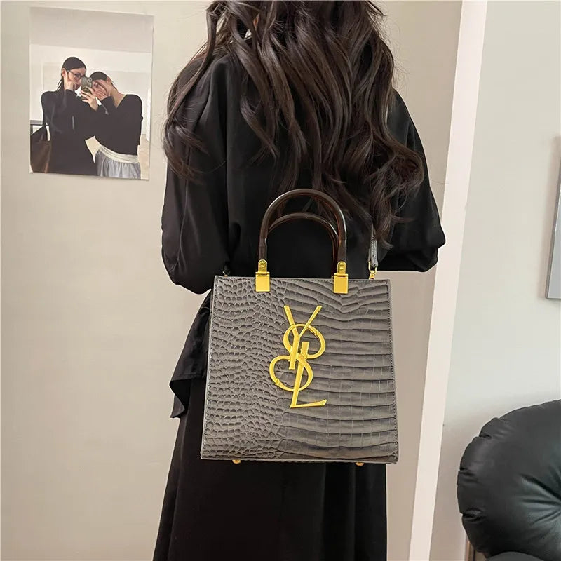 Trendy Vintage Messenger Bag For Women - High-End Leather Crossbody Clutch Minimalist Casual Tote With Designer Letter Logo