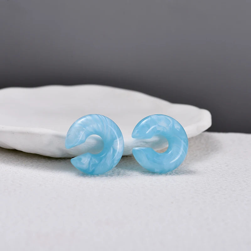 1 Pair Simple Round Circle Clip Earrings For Women C Shape Acrylic Red Blue Black Pink No Pierced Cartilage Lightweight Ear Cuff