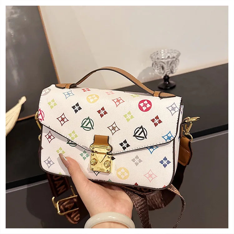 Vintage Print Tote Bag Textured Shoulder Purse for Women Minimalist Crossbody Tote Versatile Day-to-Night Bag Chic Sling Bag