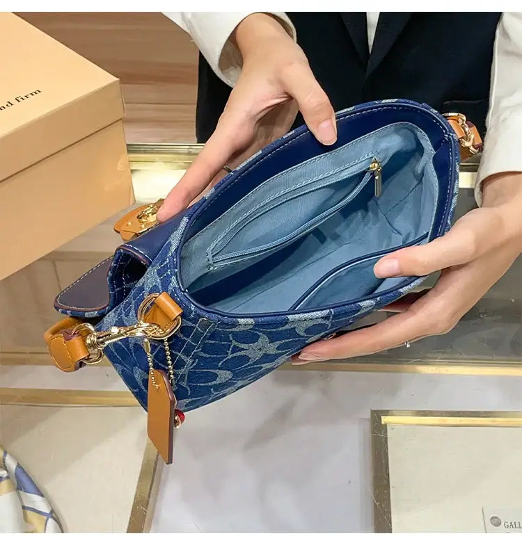 Ladies' armpit bag, light luxury retro denim canvas bag, fashionable 2025 new commuting high-end single shoulder crossbody bag