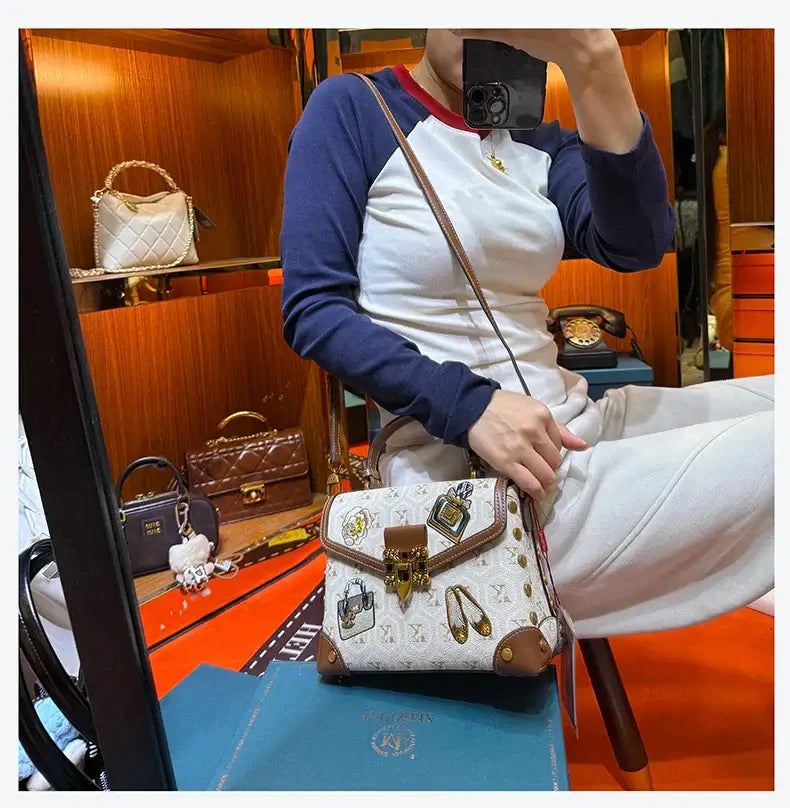 Designer handbag retro small square bag women's 2025 new autumn and winter high-end printed shoulder crossbody bag