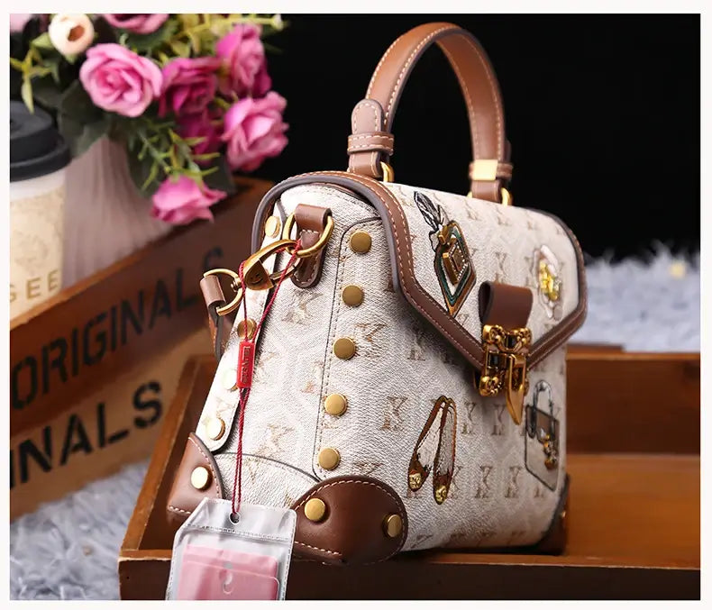 Designer handbag retro small square bag women's 2025 new autumn and winter high-end printed shoulder crossbody bag
