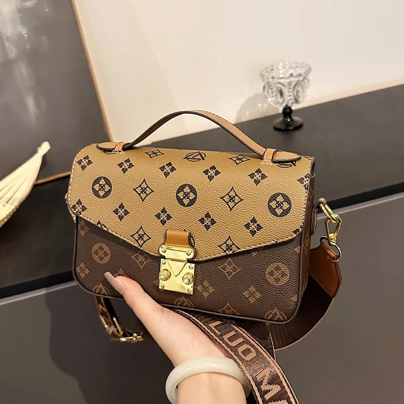 Vintage Print Tote Bag Textured Shoulder Purse for Women Minimalist Crossbody Tote Versatile Day-to-Night Bag Chic Sling Bag