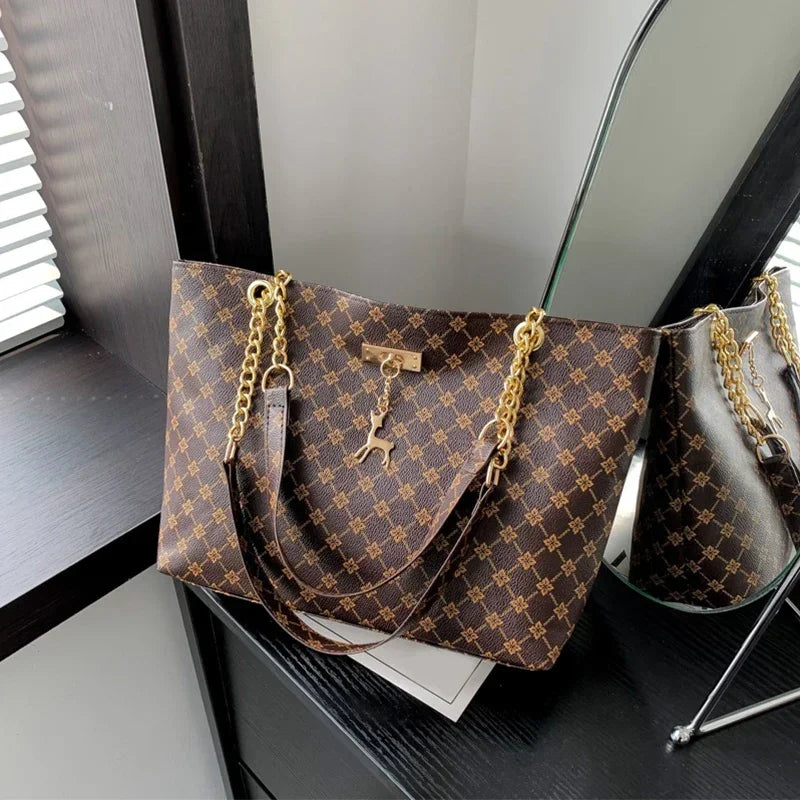 1pcs Fashionable Large Capacity Handbag Texture PU Leather Tote Women Bag with Hanging Accessories Shoulder Bag