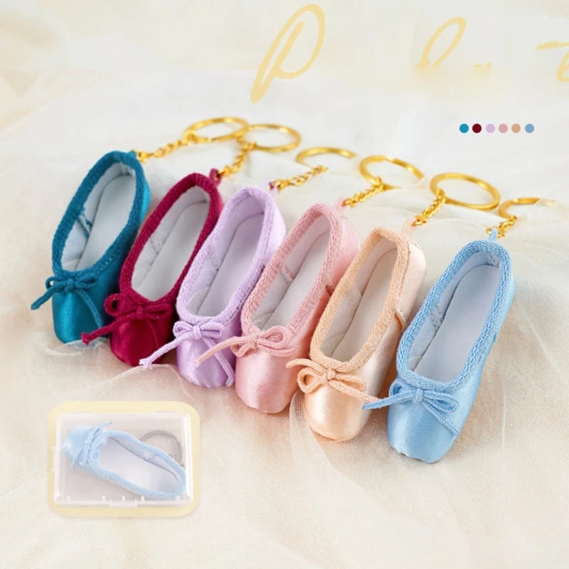 31BB Delicate Satin Pointe Shoes Keyring Mini Ballet Accessories Cute Keychain Charm Chain Bag Pendant for Dance Enthusiasts