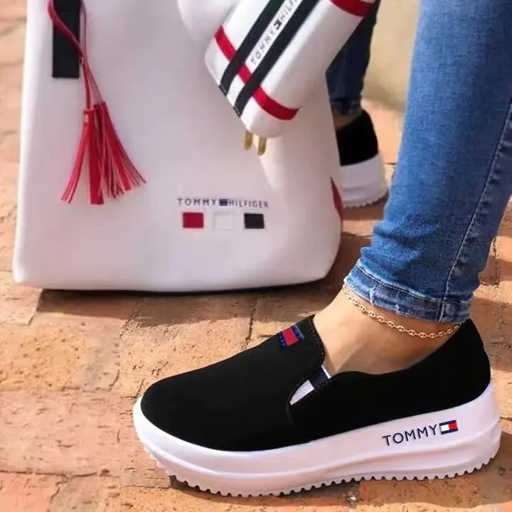 2023 New Casual Suede Slip-On Shoes for Women
