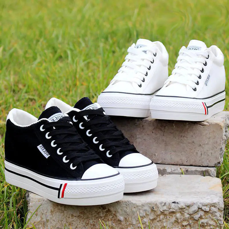 Women's Low Top Canvas Muffin Sole White Shoes