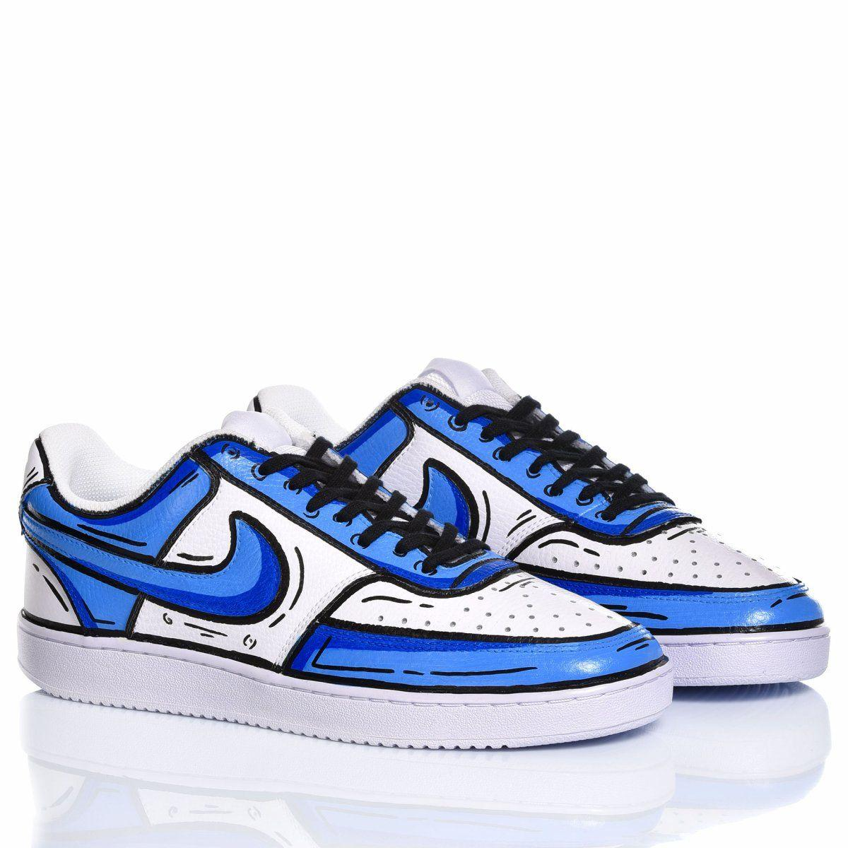 NIKE WHITE SNEAKERS