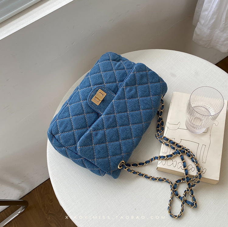 Winter Quilted Denim Women Shoulder bags Luxury Fashion Trends Chain Handbags and Purses Diamond Grain Female Crossbody Bags