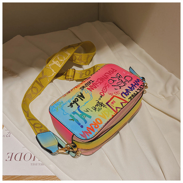 Cross-border special for graffiti series camera small bag cross-border tide color doodle shoulder canbacked multi-lock bag